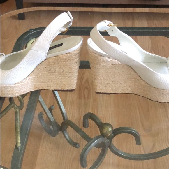 LV authentic shoes almost new - Picture 2 of 8